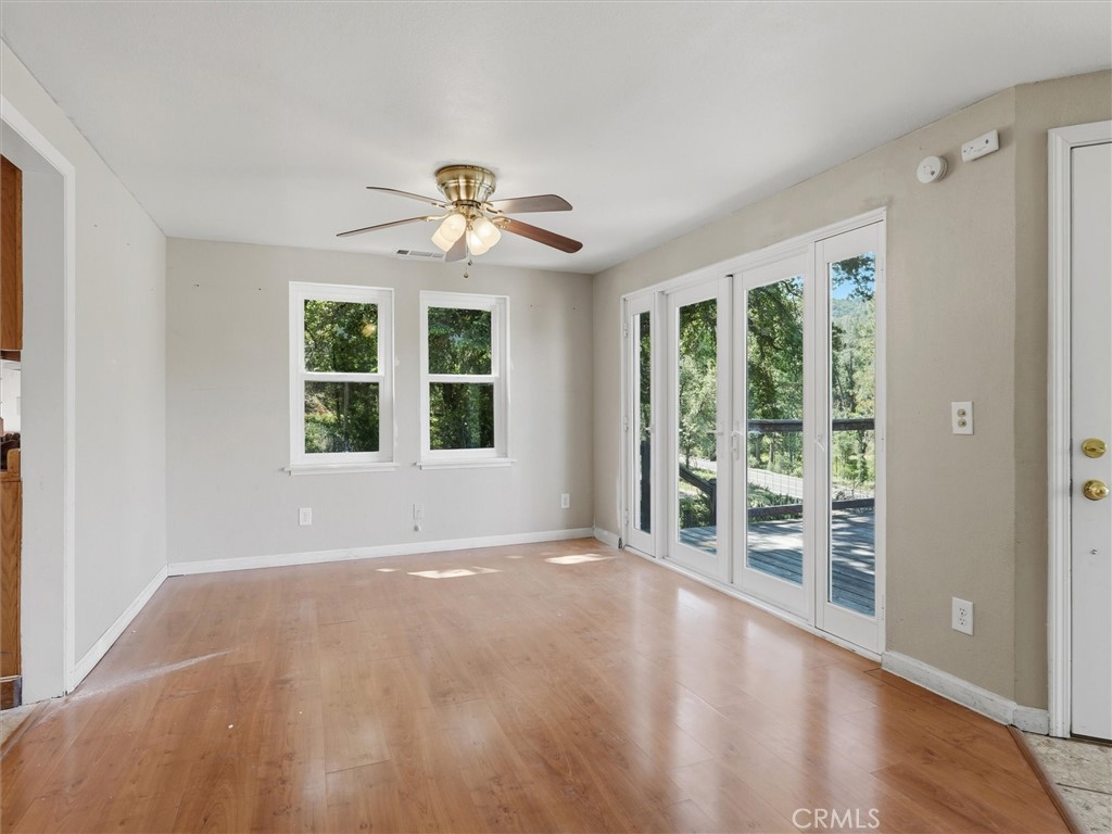 6576 Highway 140 Property Photo 11