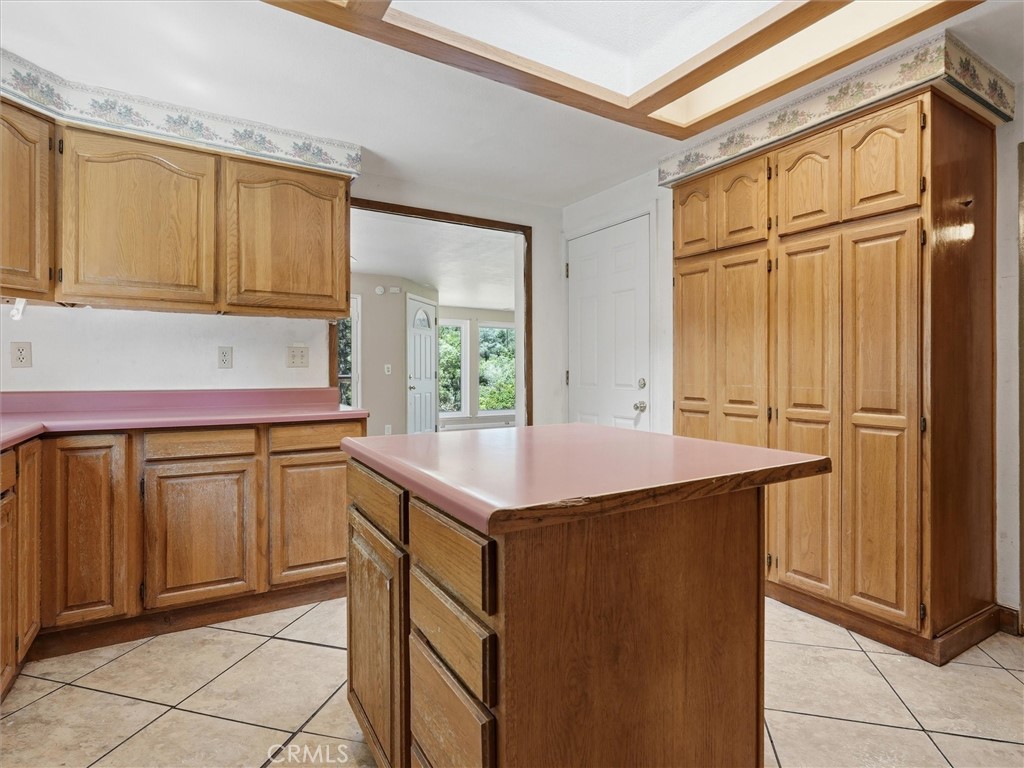 6576 Highway 140 Property Photo 19