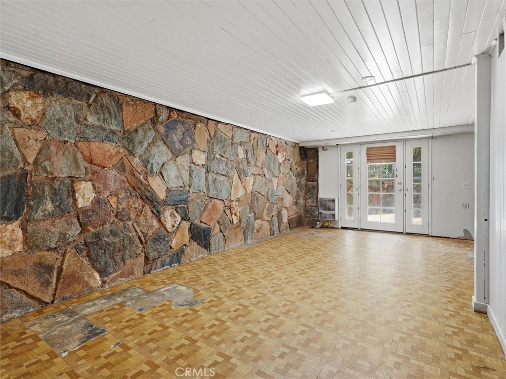 6576 Highway 140 Property Photo 26