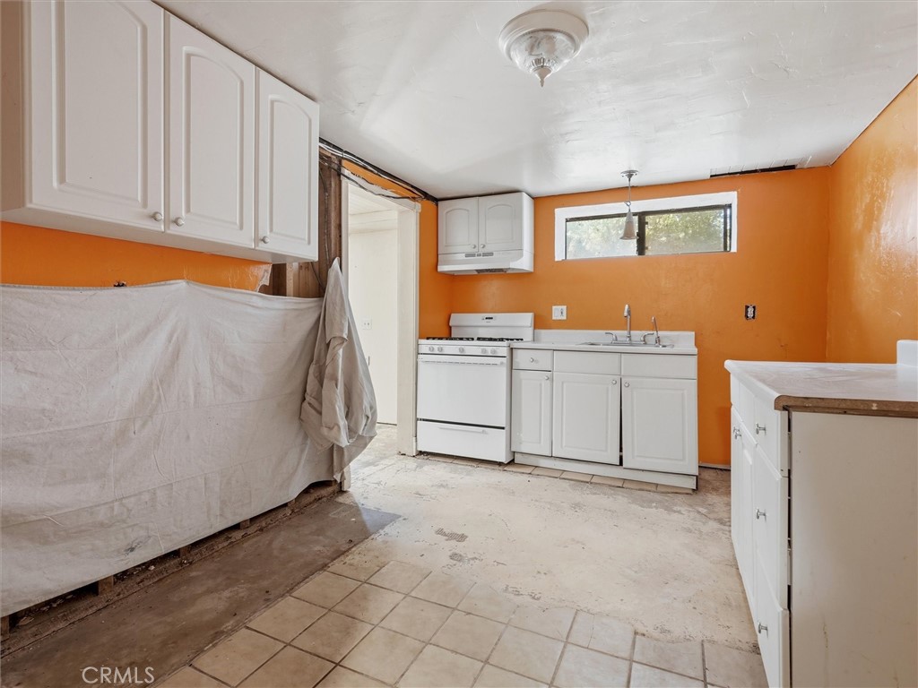 6576 Highway 140 Property Photo 28