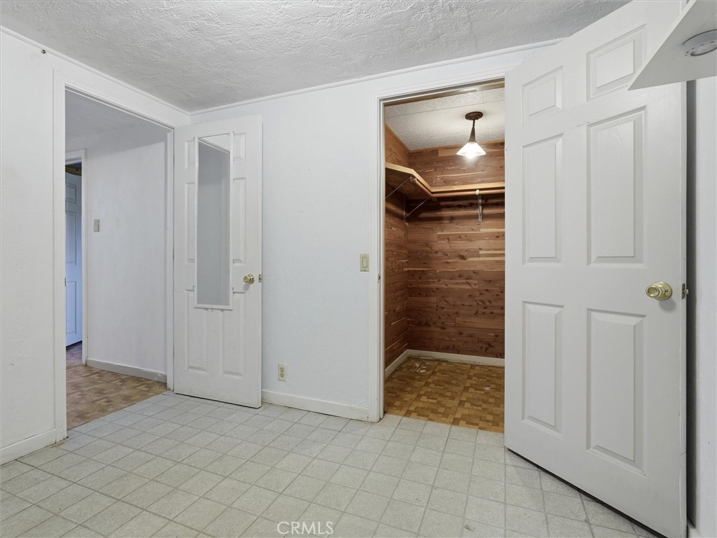 6576 Highway 140 Property Photo 37