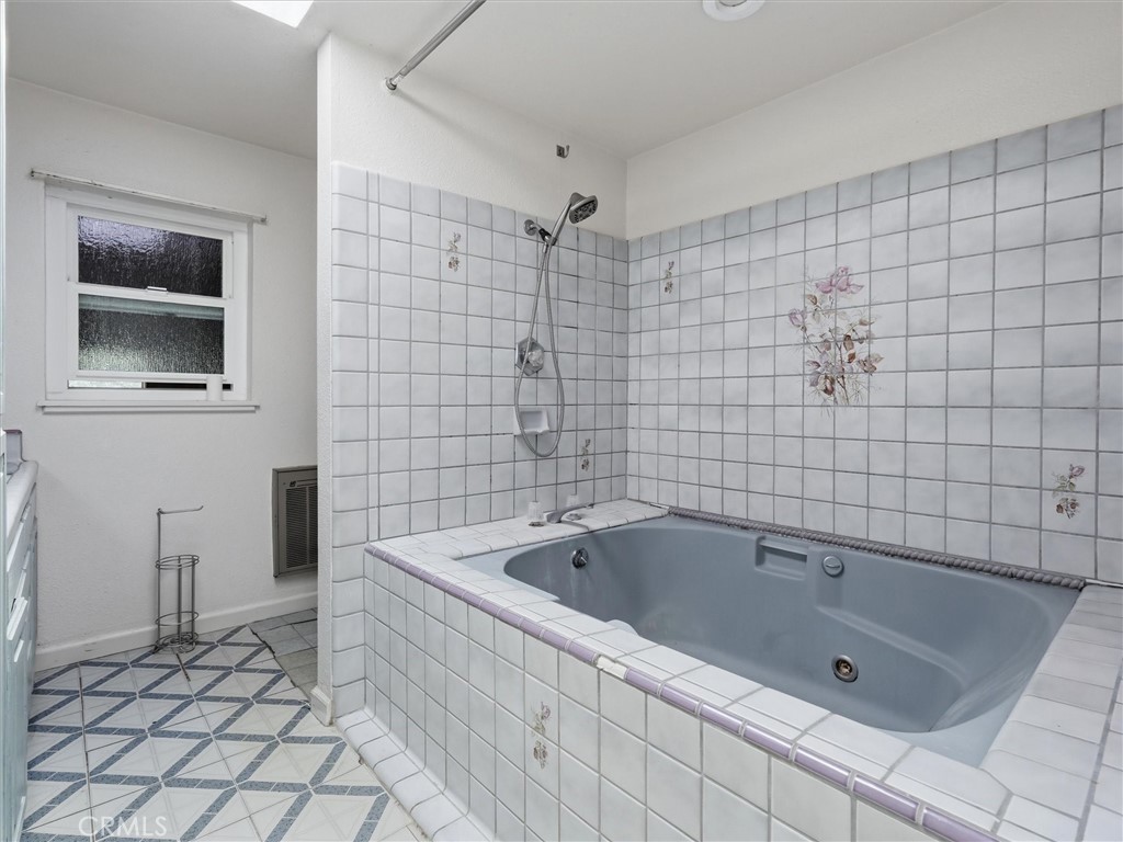6576 Highway 140 Property Photo 41