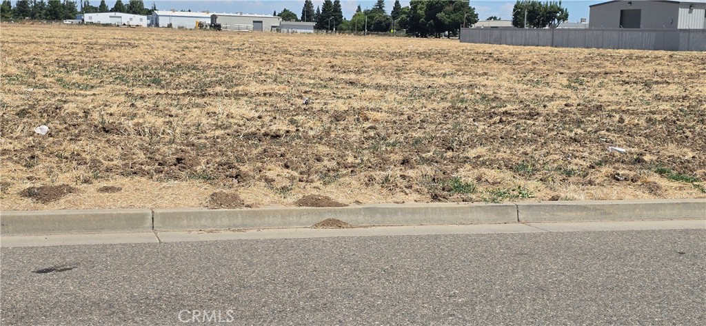 824 Beechcraft Property Photo 1