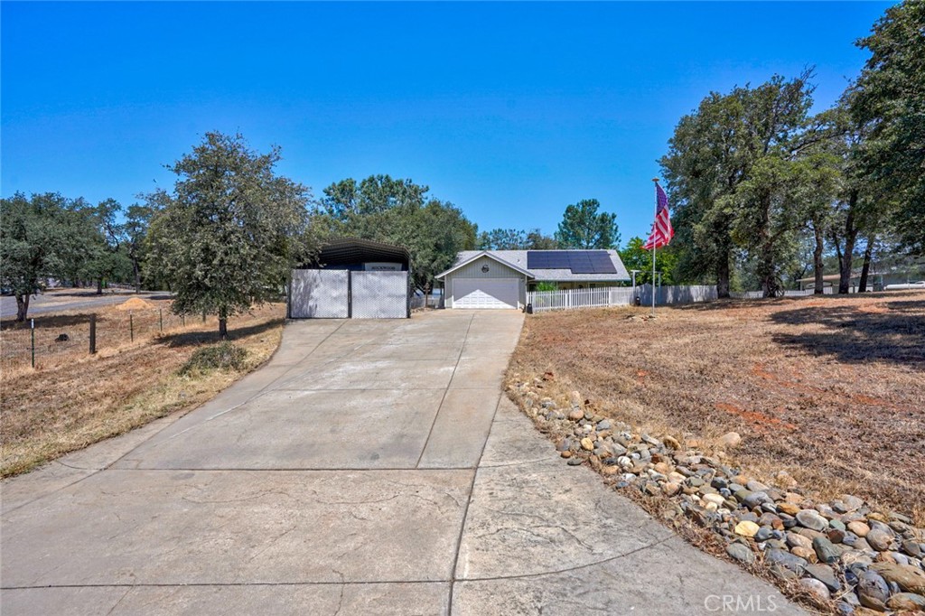 3363 Maravilla Property Photo 3