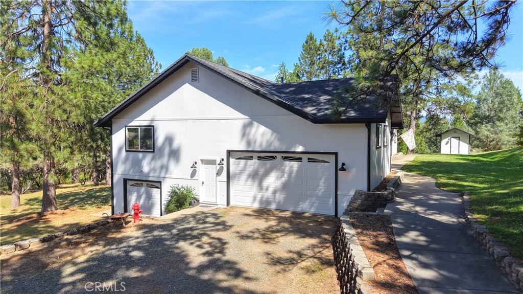 5800 Lehamite Fall Road Property Photo 3