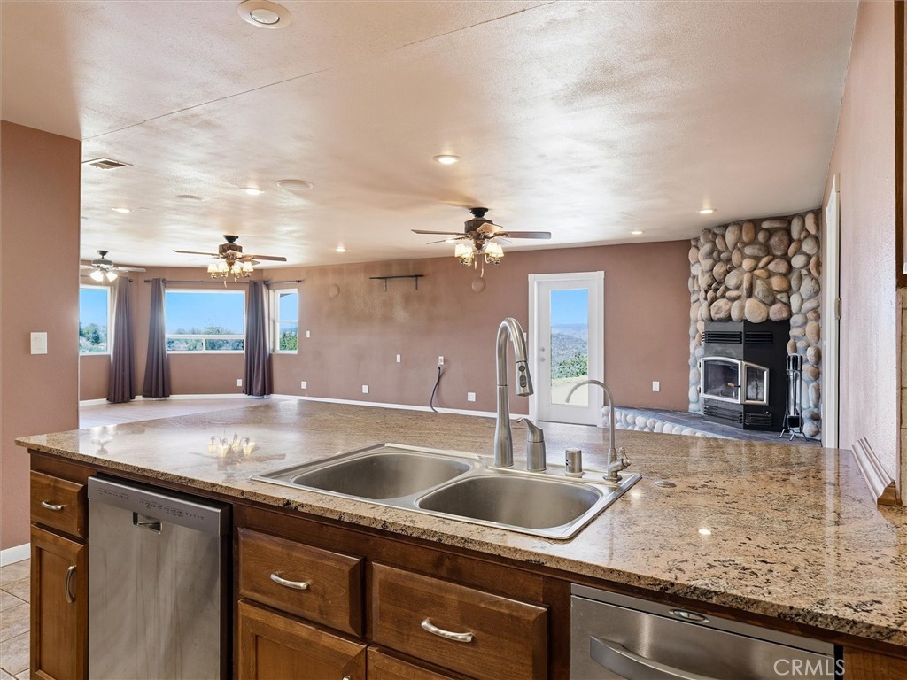4921 Lookout Mountain Property Photo 17