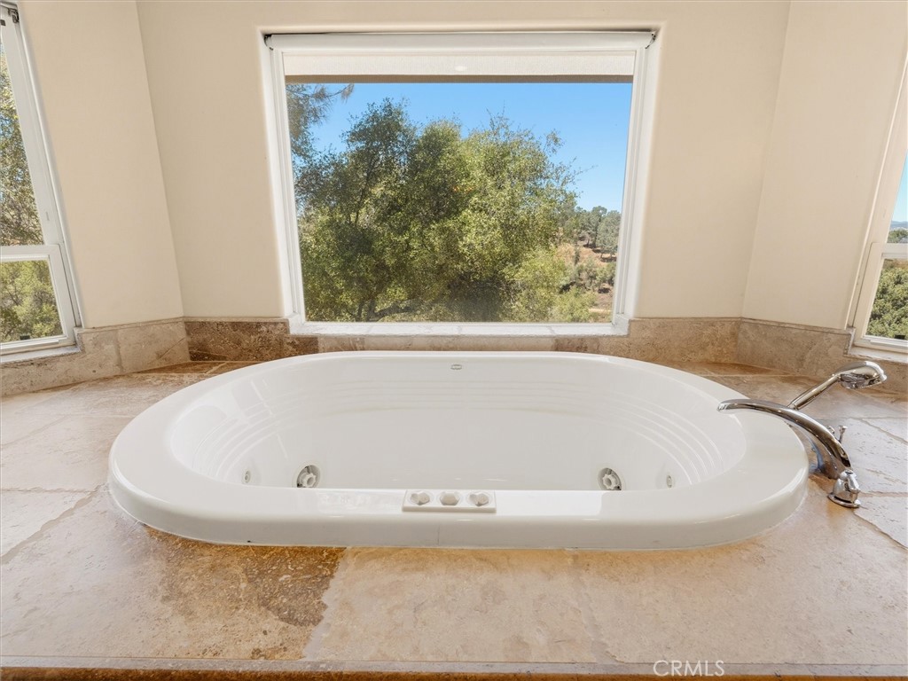 4921 Lookout Mountain Property Photo 36