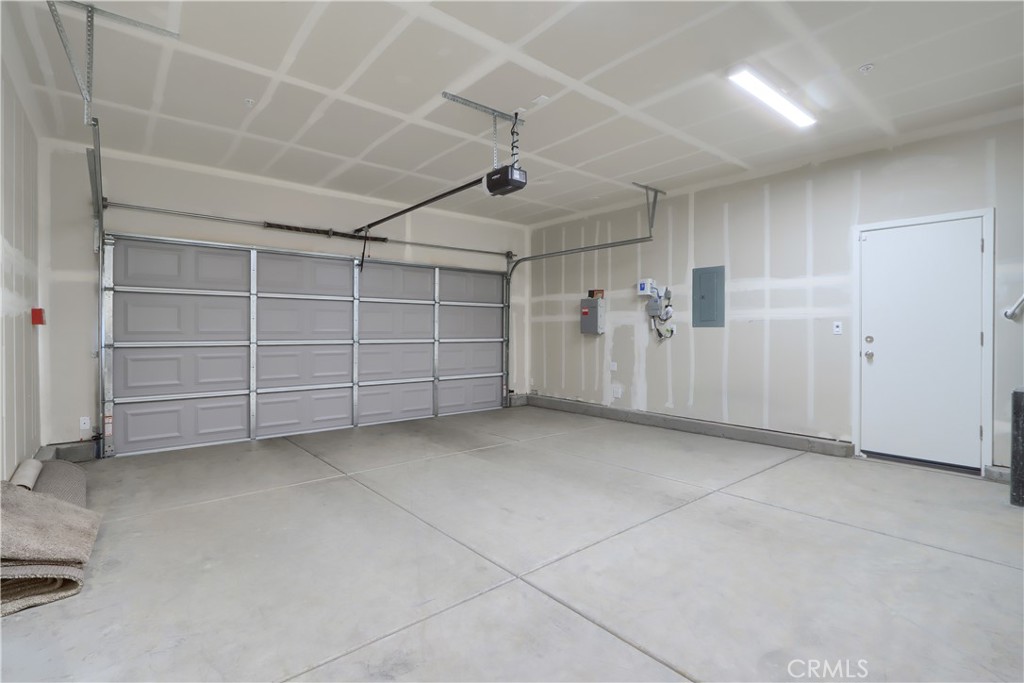 726 Skyler Court Property Photo 28