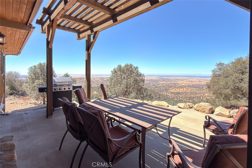 3818 Guadalupe Fire Road Property Photo 13