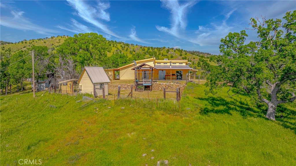 3084 Old Highway Property Photo 10