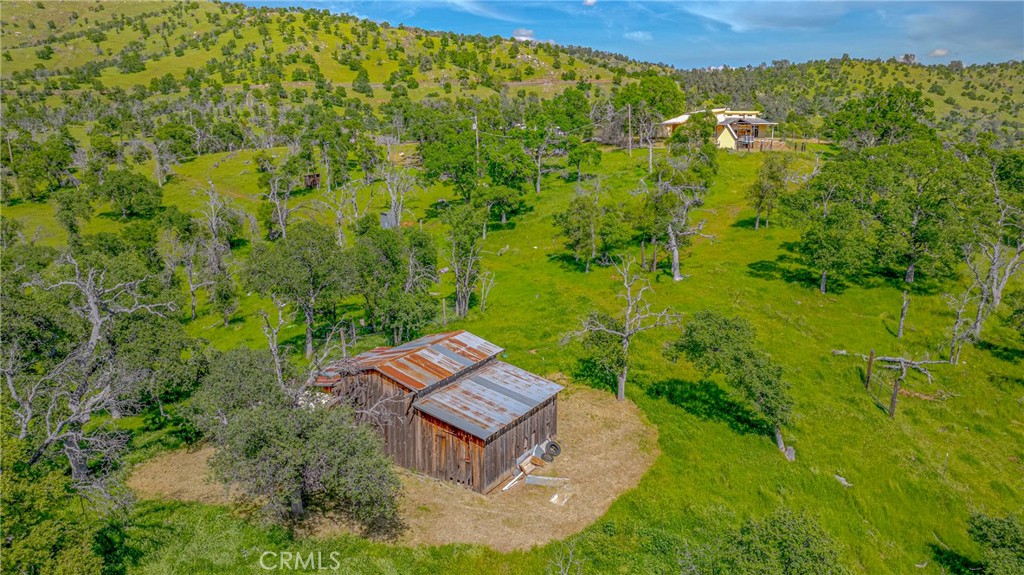 3084 Old Highway Property Photo 11