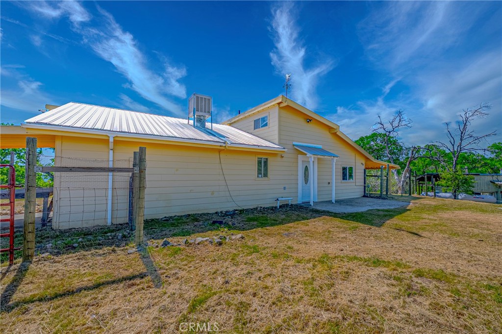 3084 Old Highway Property Photo 14