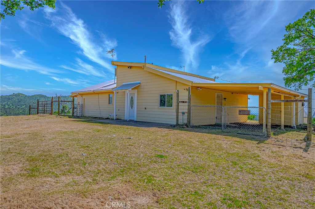 3084 Old Highway Property Photo 15