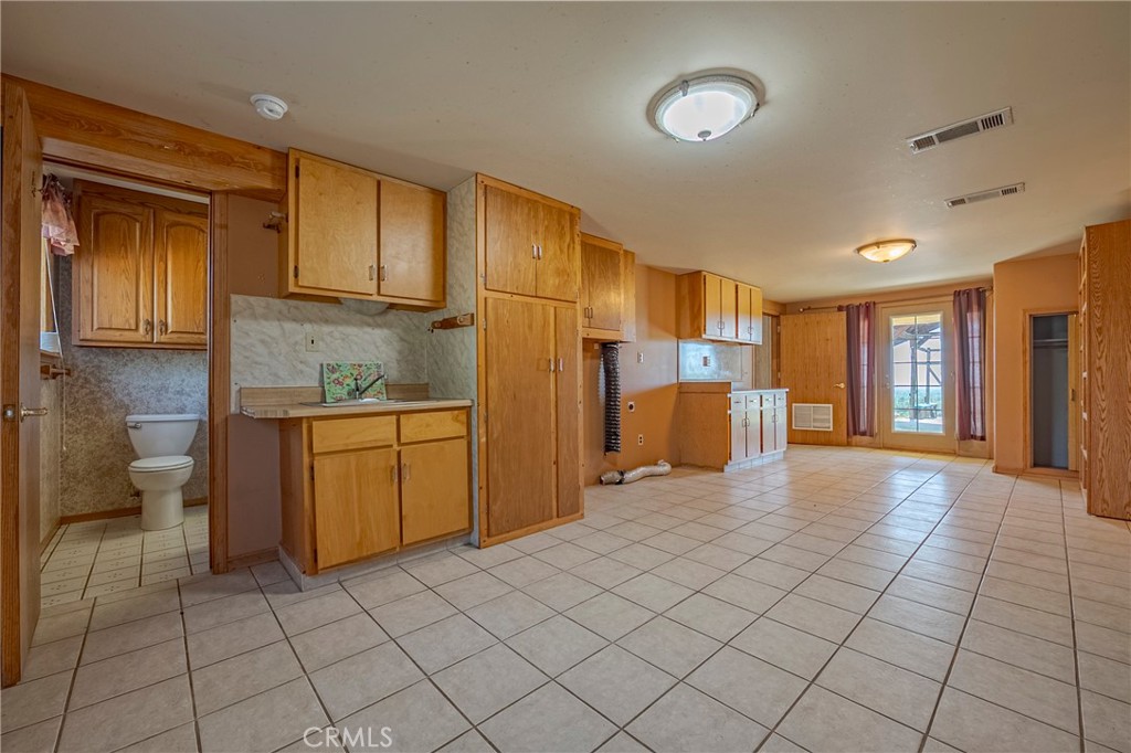 3084 Old Highway Property Photo 16