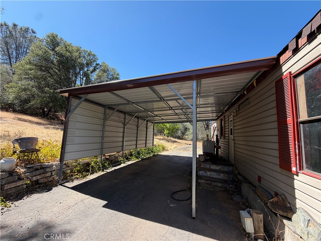 5540 Gold Creek Property Photo 2