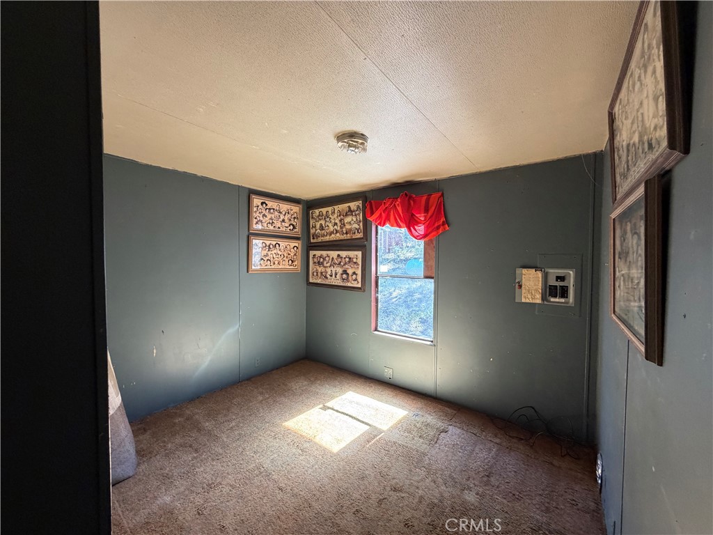 5540 Gold Creek Property Photo 6