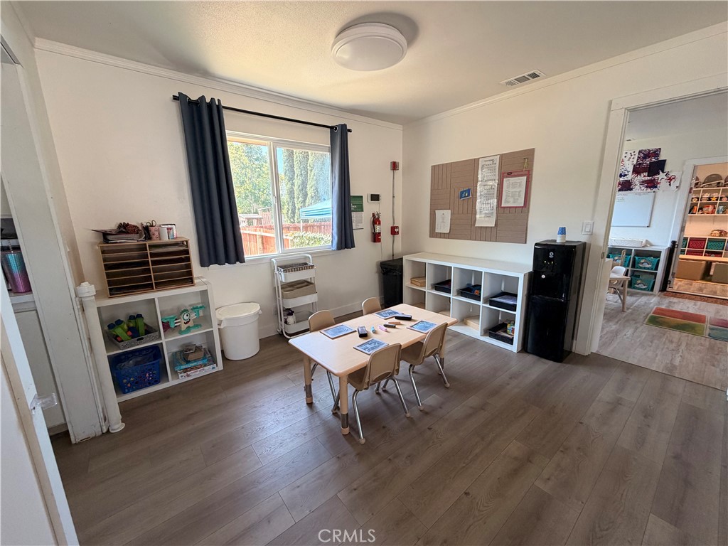 4975 12th Property Photo 8