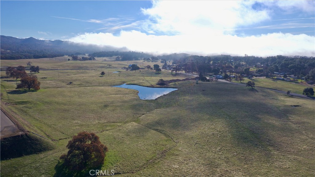 5015 Macready Way Property Photo 9