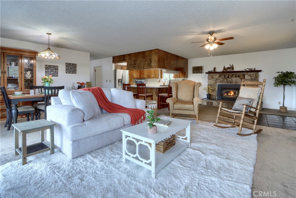 5767 Meadow Lane Property Photo 8