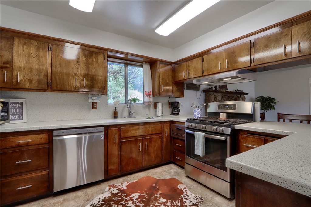 5767 Meadow Lane Property Photo 14