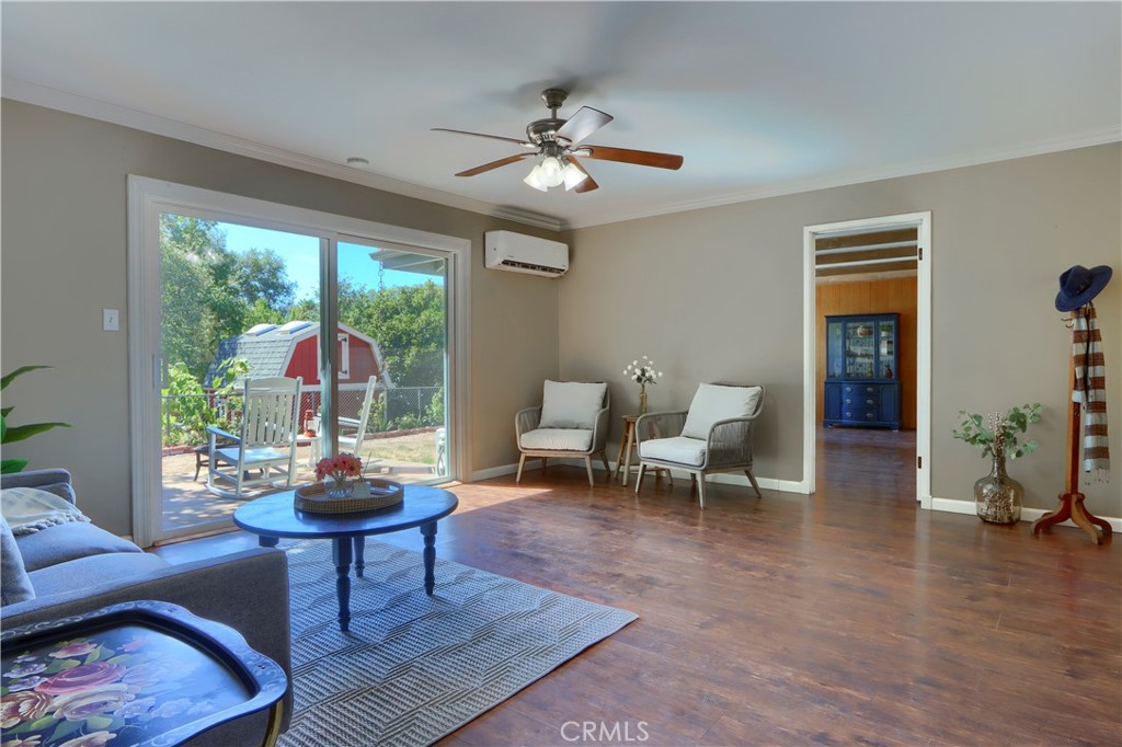 4967 9th Property Photo 7