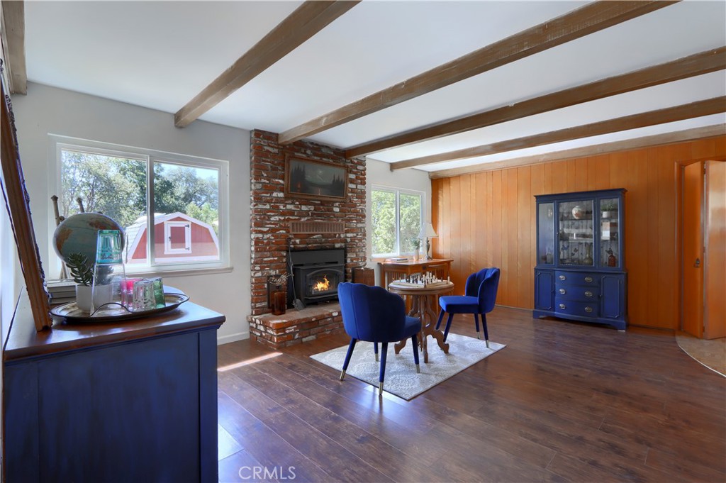 4967 9th Property Photo 10