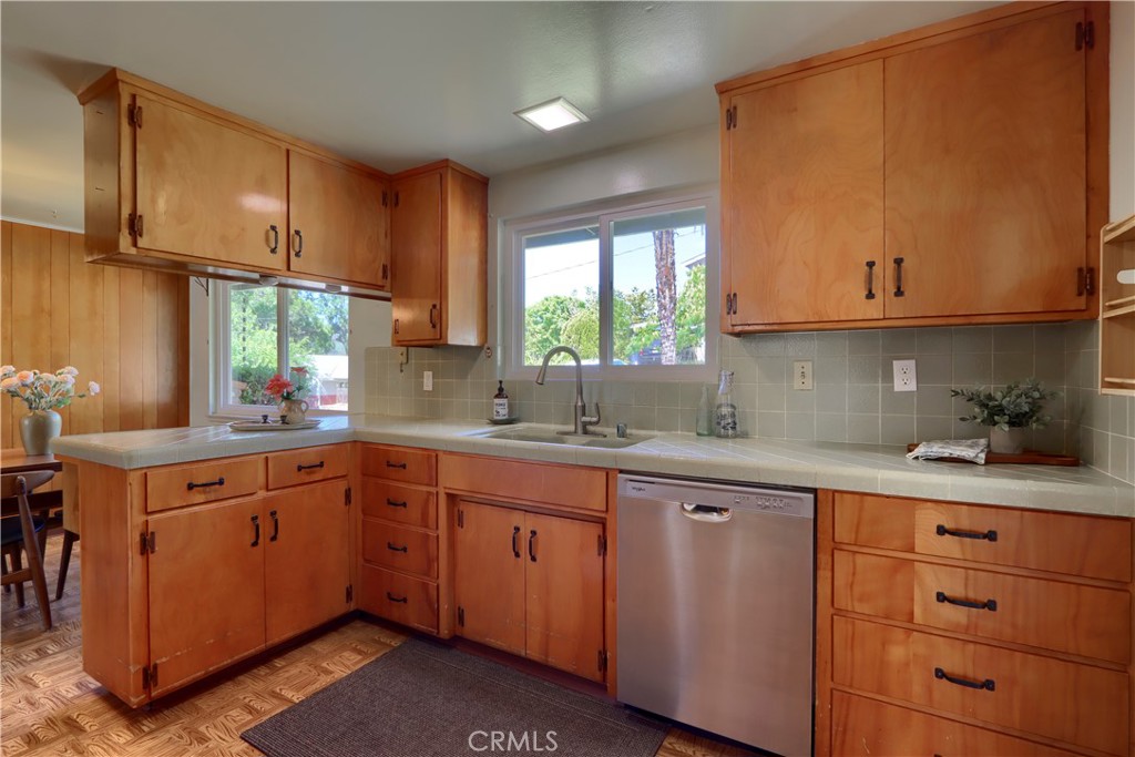 4967 9th Property Photo 16