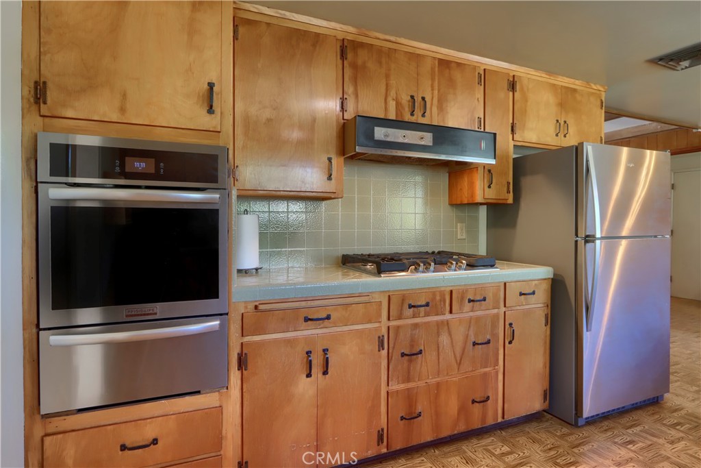 4967 9th Property Photo 17