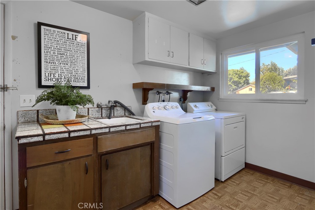 4967 9th Property Photo 19