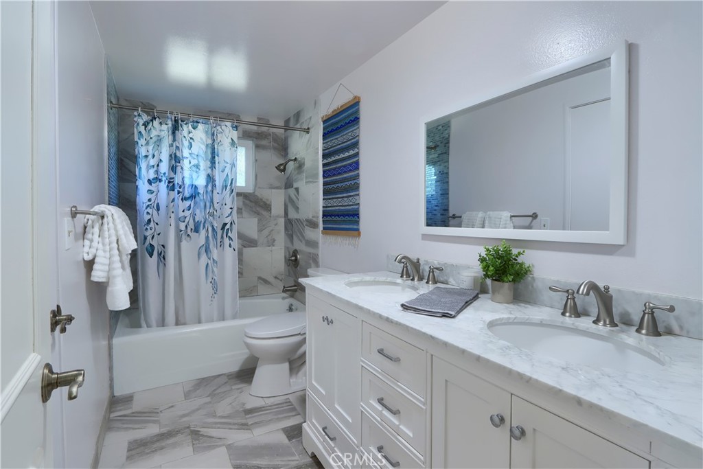 4967 9th Property Photo 27