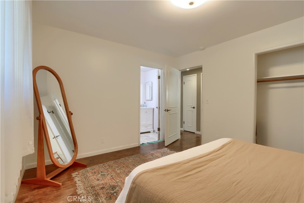 4967 9th Property Photo 31