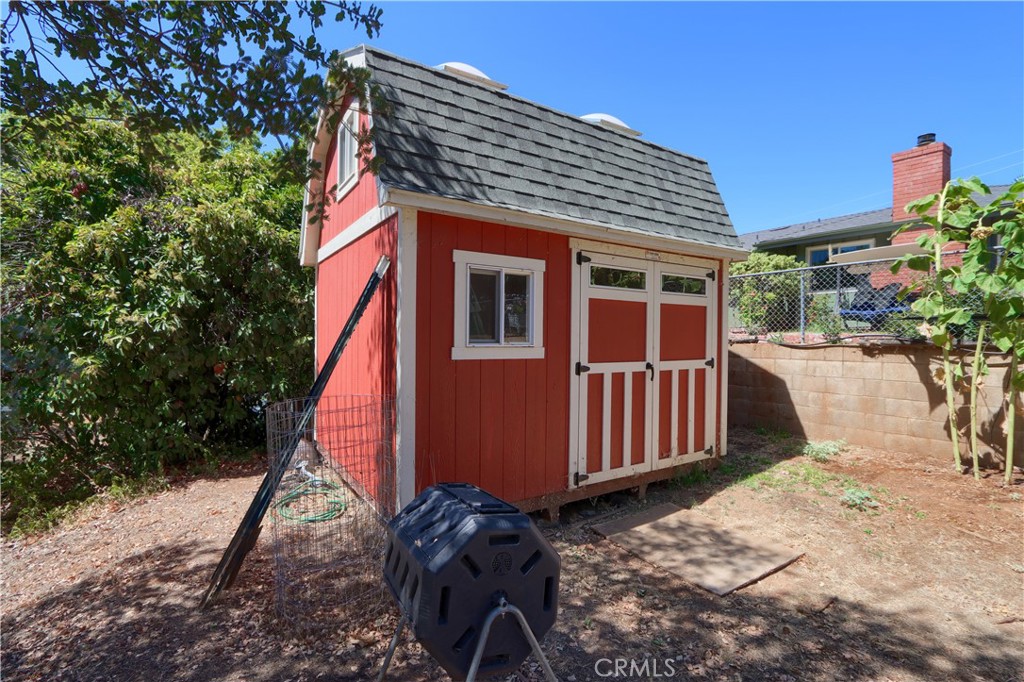 4967 9th Property Photo 42