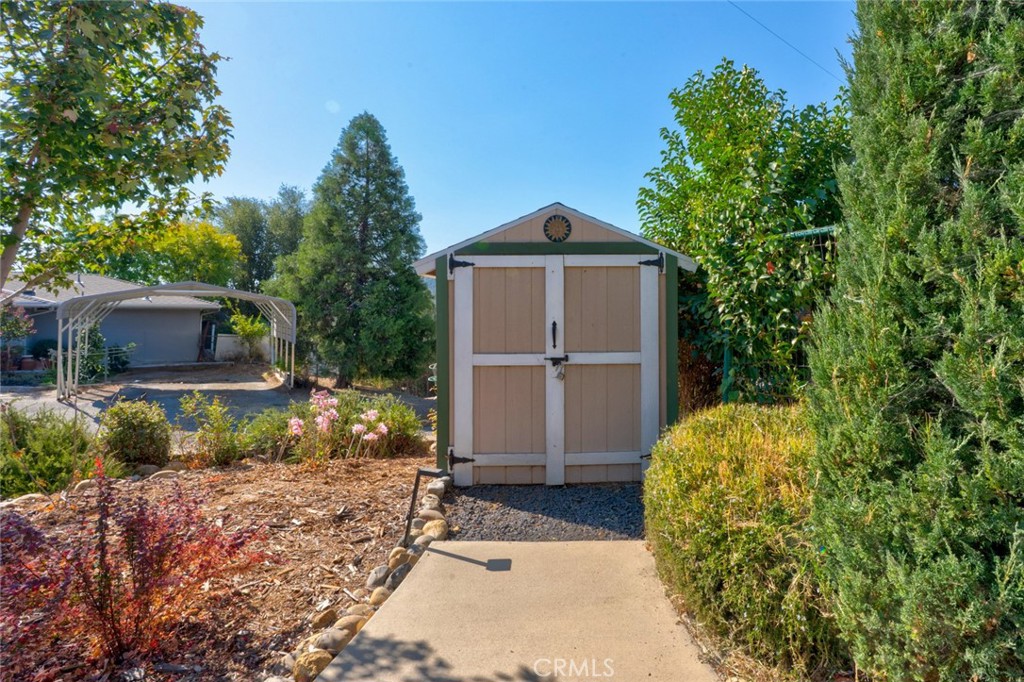 4990 13th Property Photo 43