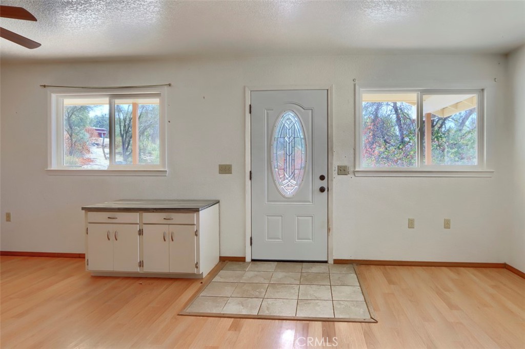 3777 Owl Creek Property Photo 4