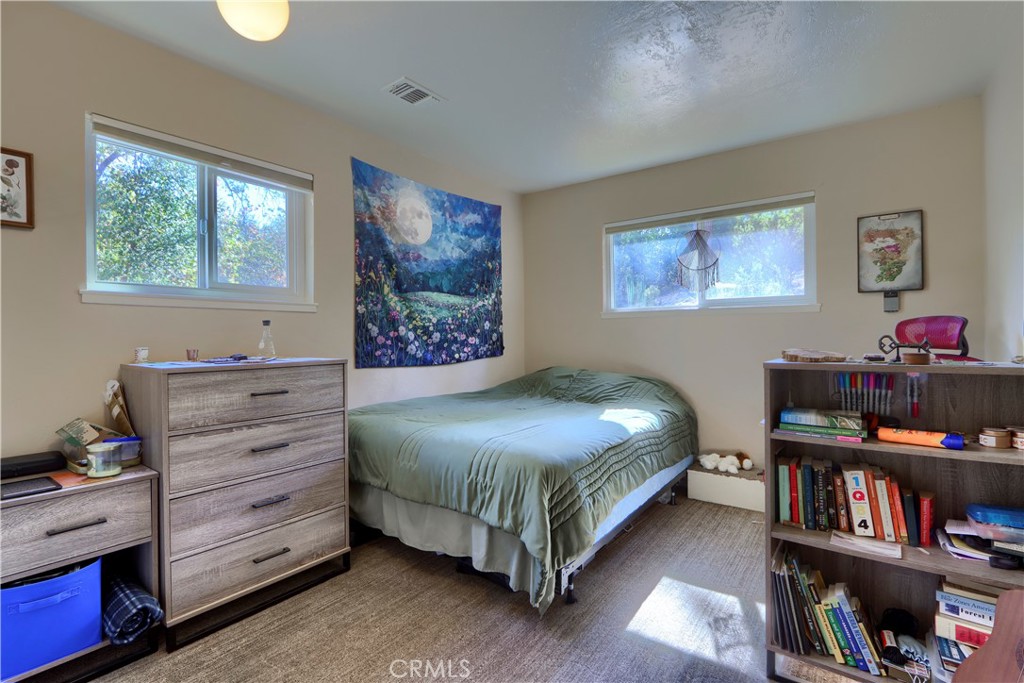 5547 Sherlock Property Photo 13