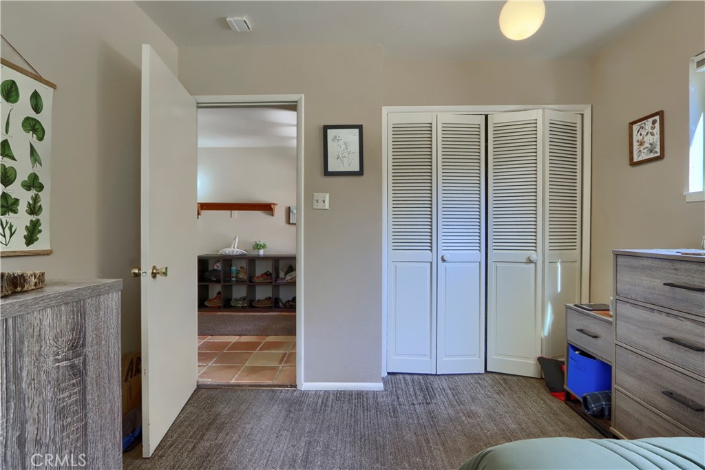 5547 Sherlock Property Photo 14