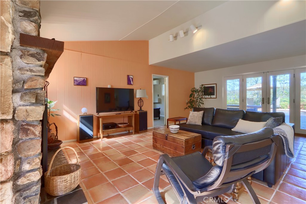 5547 Sherlock Property Photo 22