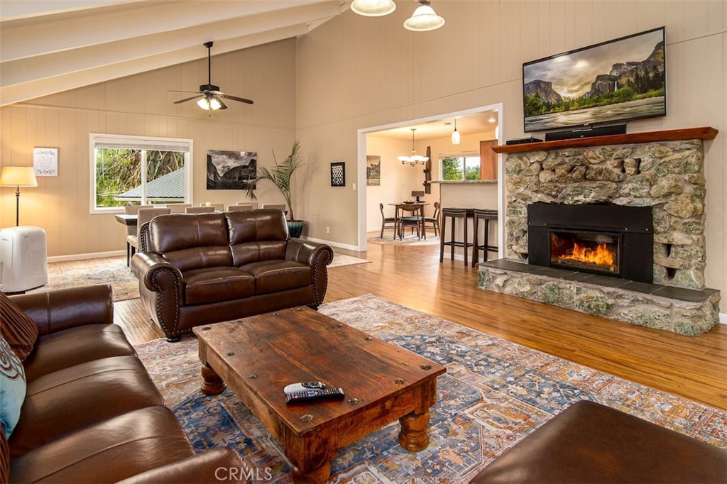 3200 Triangle Property Photo 2