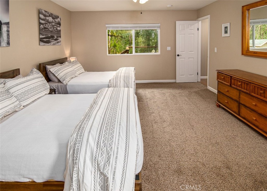 3200 Triangle Property Photo 10
