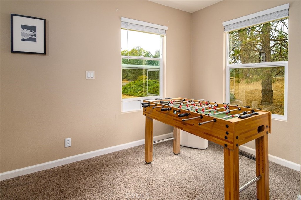 3200 Triangle Property Photo 16