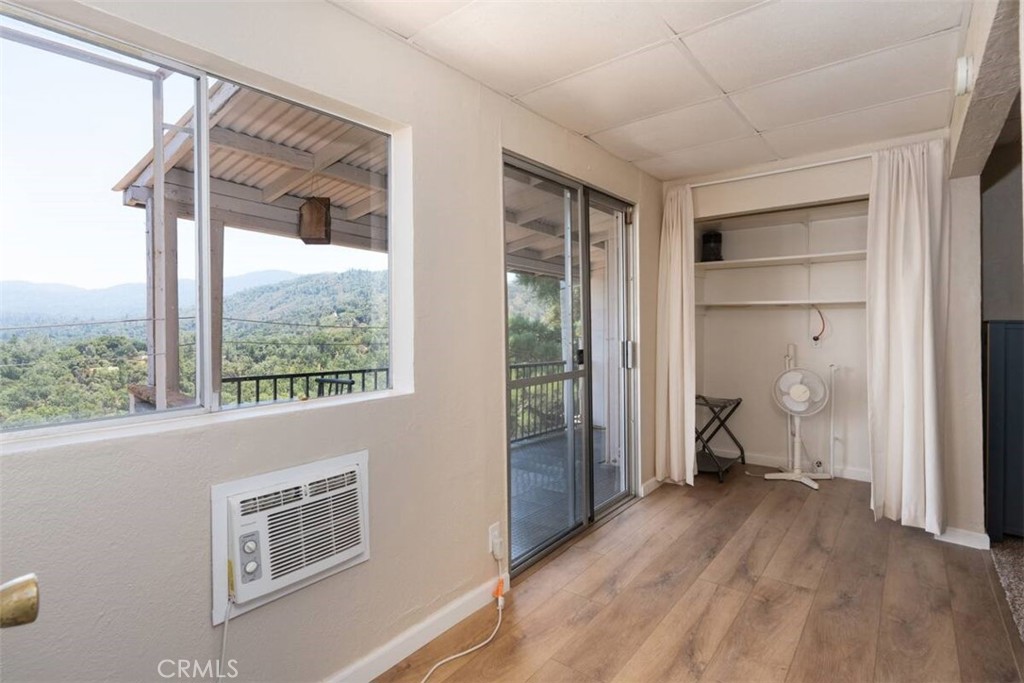 38797 Highway 41 Property Photo 5