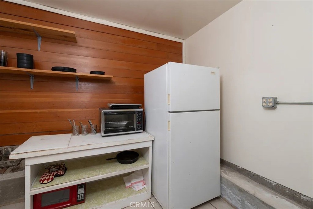 38797 Highway 41 Property Photo 14