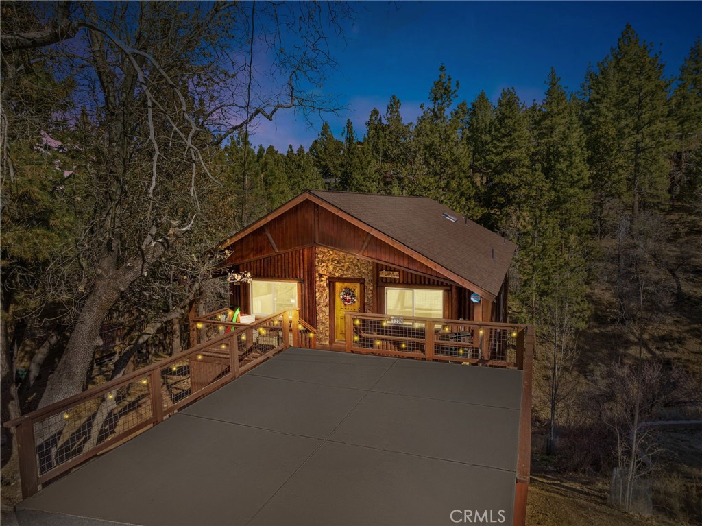 1206 Minton Drive Property Photo 2