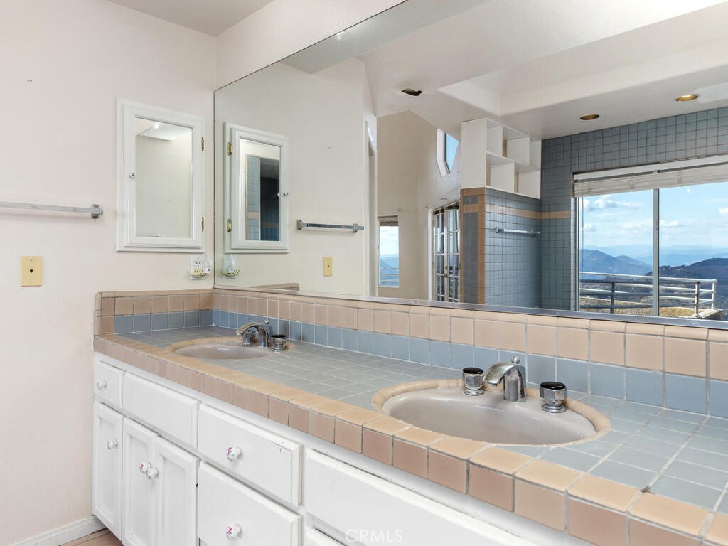 6455 Rainbow Heights Road Property Photo 33