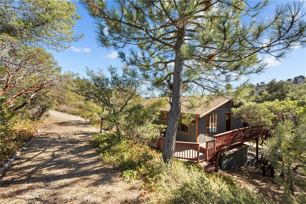 835 Woodlawn Drive Property Photo