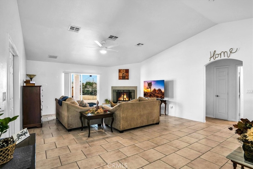 72360 Sun Valley Drive Property Photo
