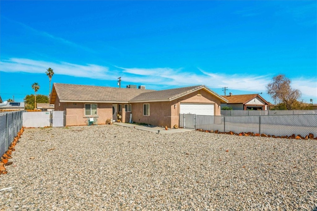 72360 Sun Valley Drive Property Photo 3