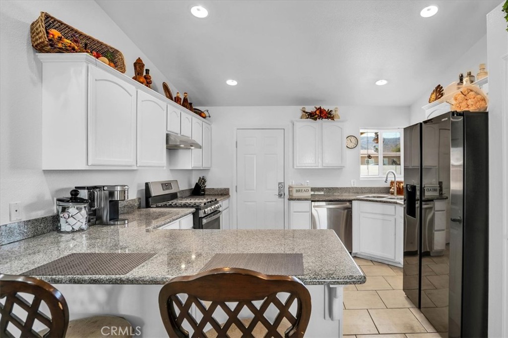 72360 Sun Valley Drive Property Photo 11