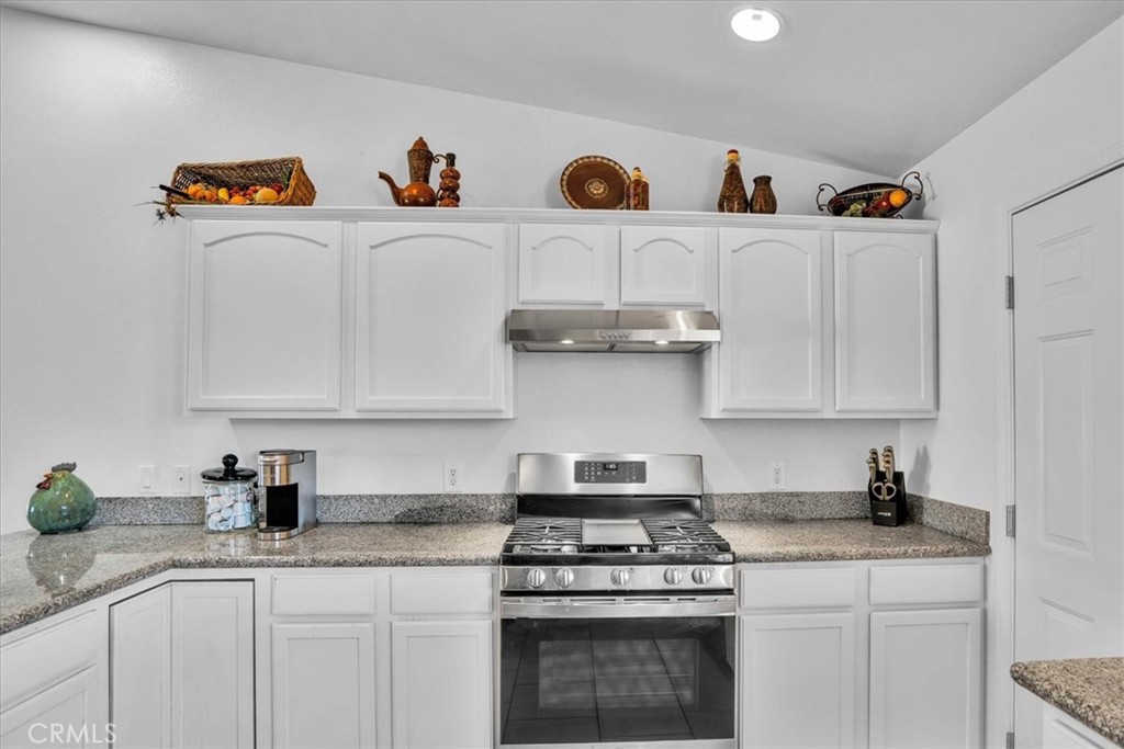 72360 Sun Valley Drive Property Photo 14