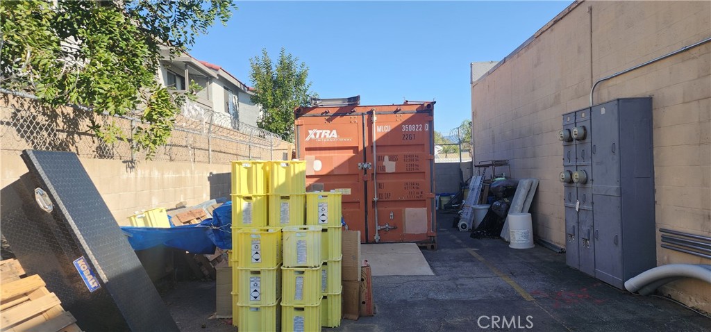 8450 Tamarind Avenue A,b,c,d. Property Photo 17